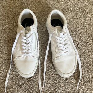 old skool Vans white